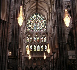 El bello interior de la abadía de Westminster nos encantará.