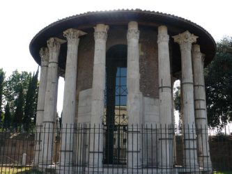 El templo de Hércules en el foro Boarium