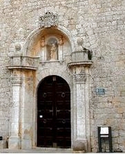 Detalle de la puerta principal de la Catedral