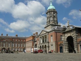 El Castillo de Dublín es un lugar emblemático de la ciudad.