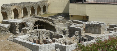 Los restos del acueducto y termas romanas de La Carrera, que datan del siglo I d.C.