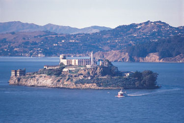 La prisión de Alcatraz es muy famosa y también conocida como la roca.