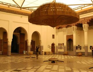 El imponente patio del interesante museo de Marrakech