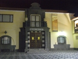 El pictórico Museo Nestor situado en el Pueblo Canario