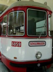 Imagen de una viejo tranvía de la ciudad de Viena.
