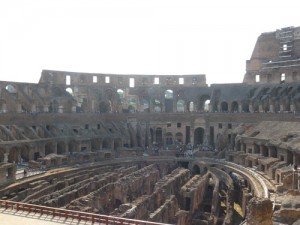 Vista del interior del gran Coliseo romano