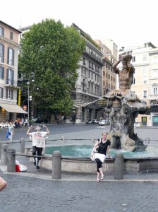 La fuente del Tritone de Bernini en la Piazza Barberini