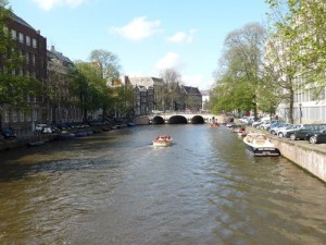 Los canales forman parte importante en la historia de Ámsterdam