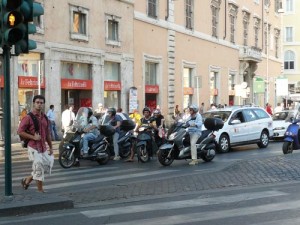 En Roma se usan muchísimo las motos para moverse