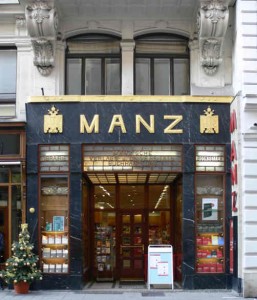 Una de las tiendas de toda la vida de la calle comercial de Kohlmarkt.
